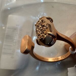 🎉LAST CHANCE🎉 KENDRA SCOTT
Pryde Ring Silver/Iridescent Drusy